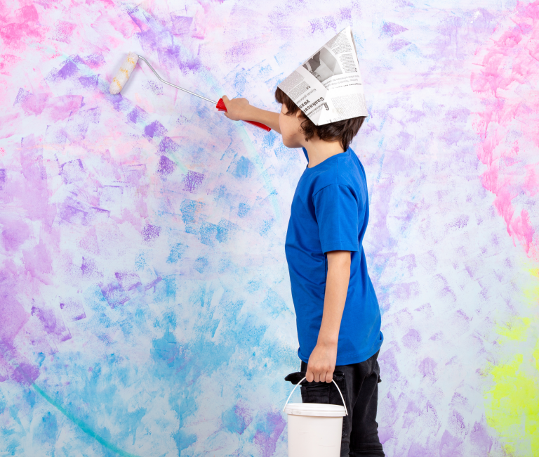 little-boy-blue-t-shrit-painting-walls